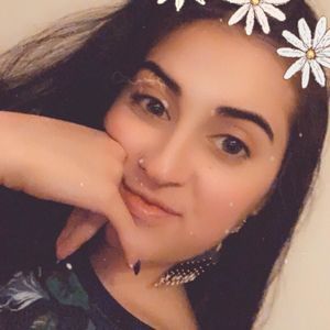 Meet your Posher, Desiree